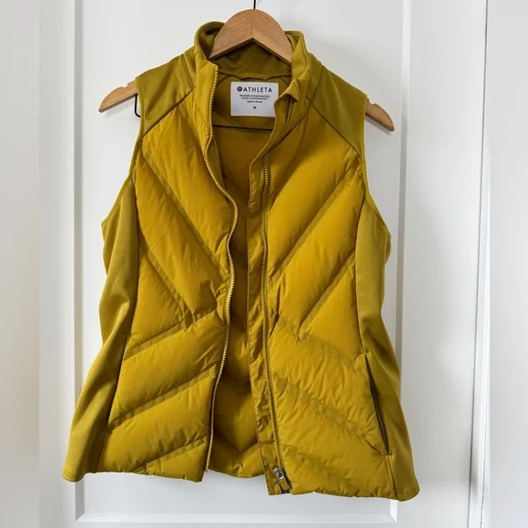 Athleta* Inlet Down Vest - Picture 4 of 9